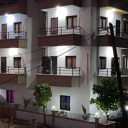 Hotel Residence Aicha Tambacounda Exteriér fotografie